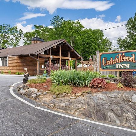 Cedarwood Inn Hendersonville Buitenkant foto