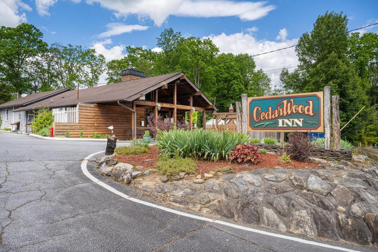 Cedarwood Inn Hendersonville Buitenkant foto