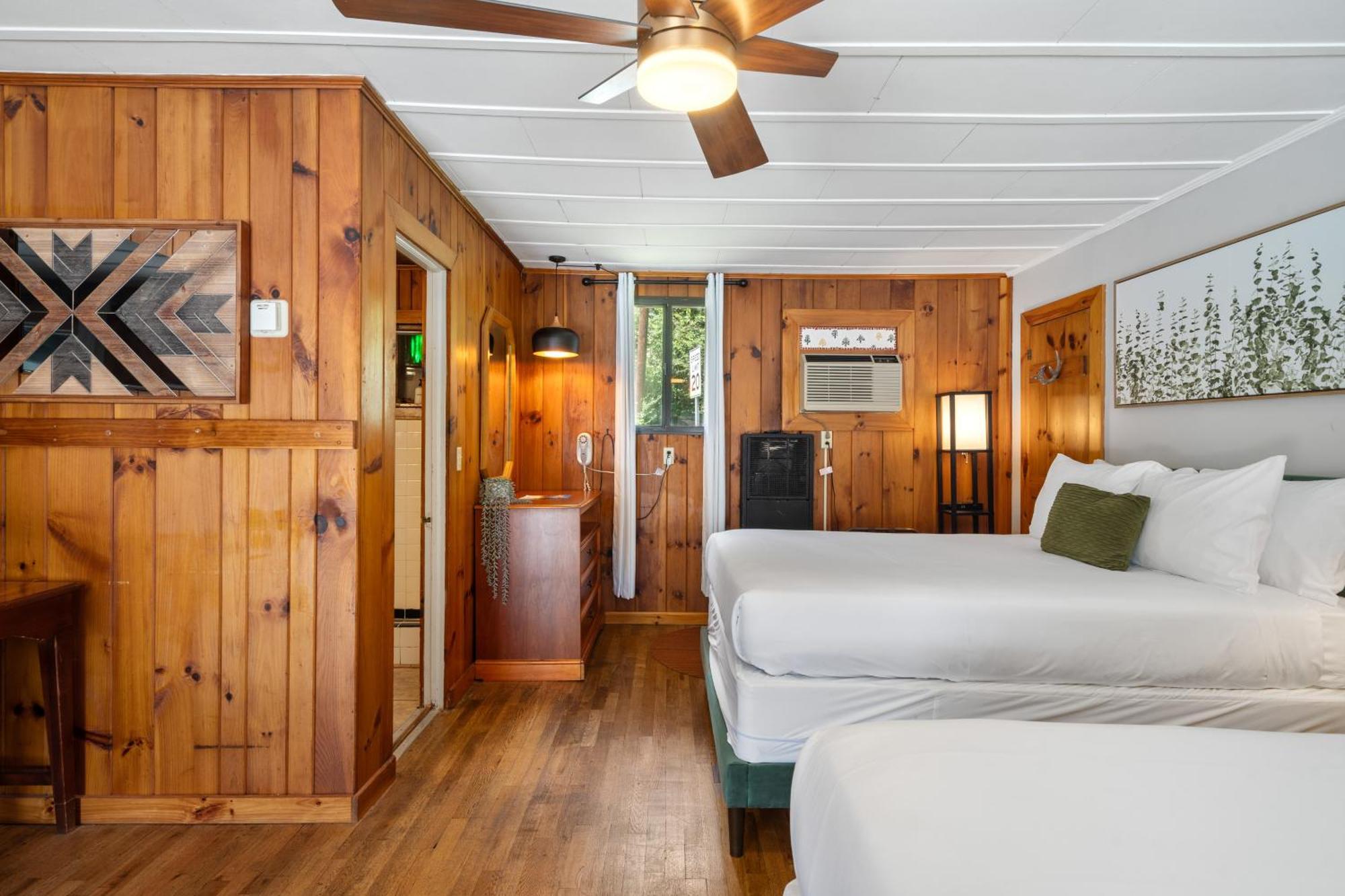 Cedarwood Inn Hendersonville Buitenkant foto
