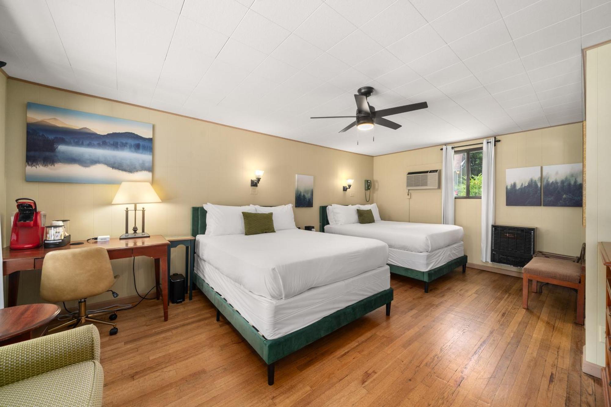Cedarwood Inn Hendersonville Buitenkant foto