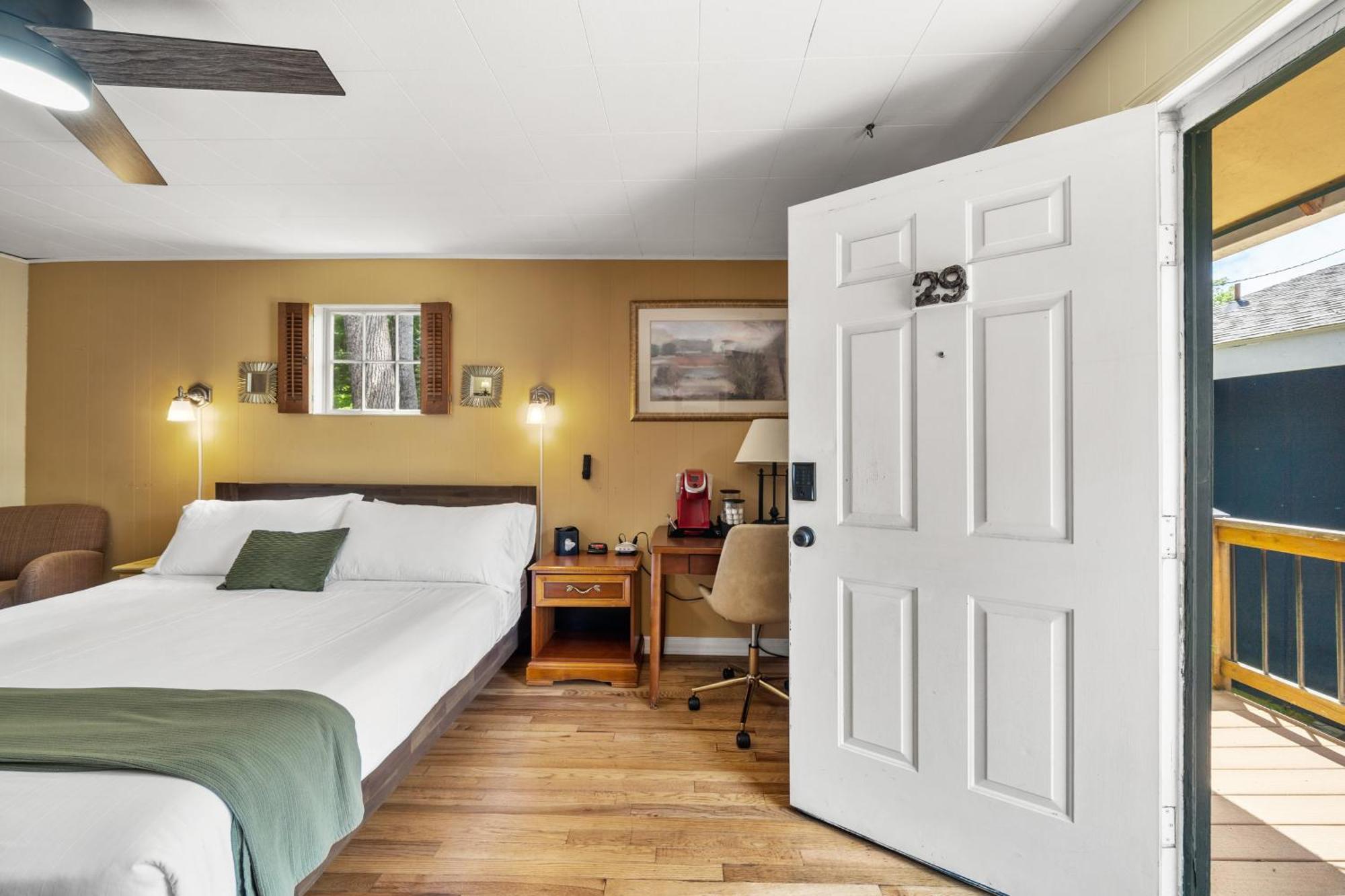Cedarwood Inn Hendersonville Buitenkant foto