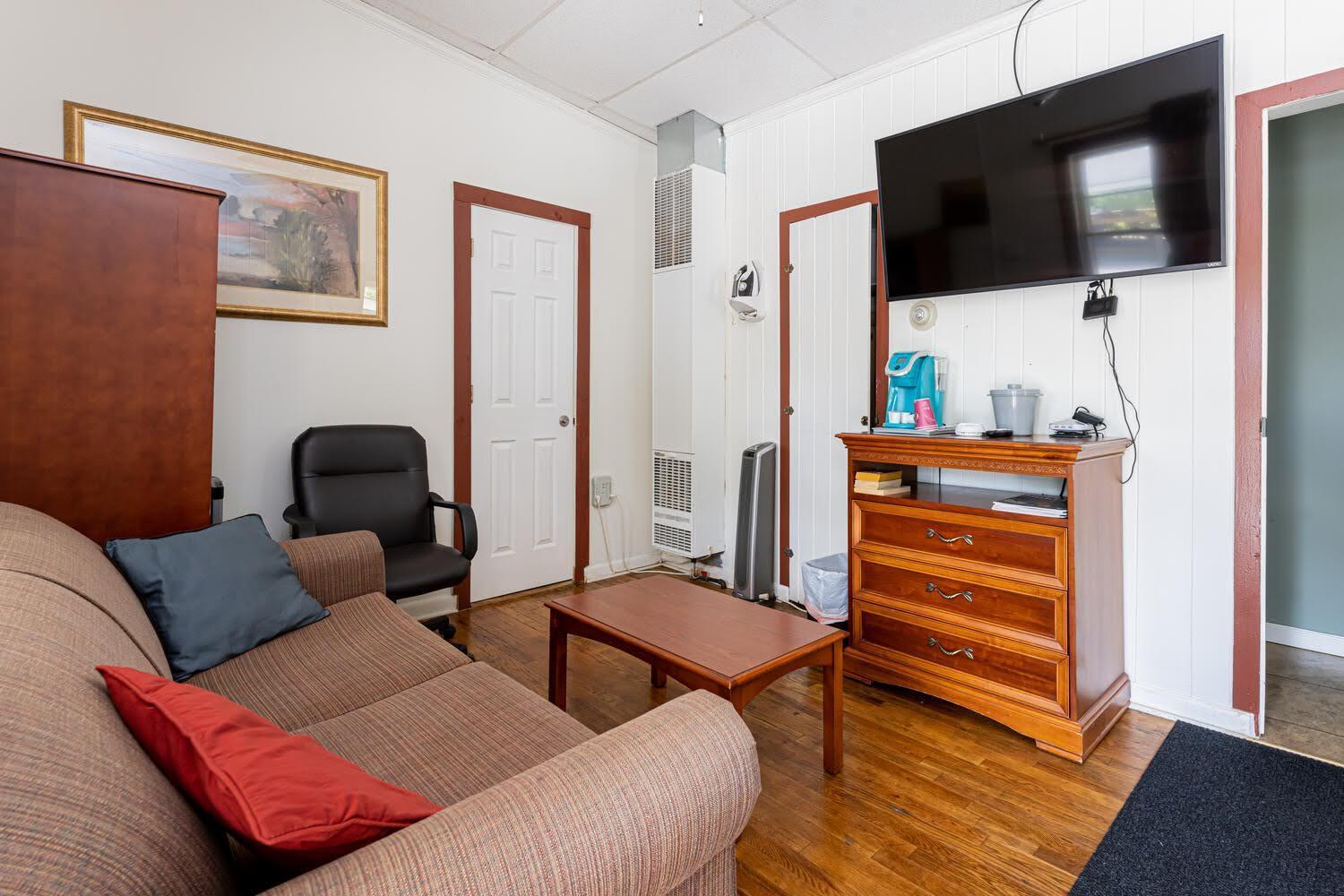 Cedarwood Inn Hendersonville Buitenkant foto