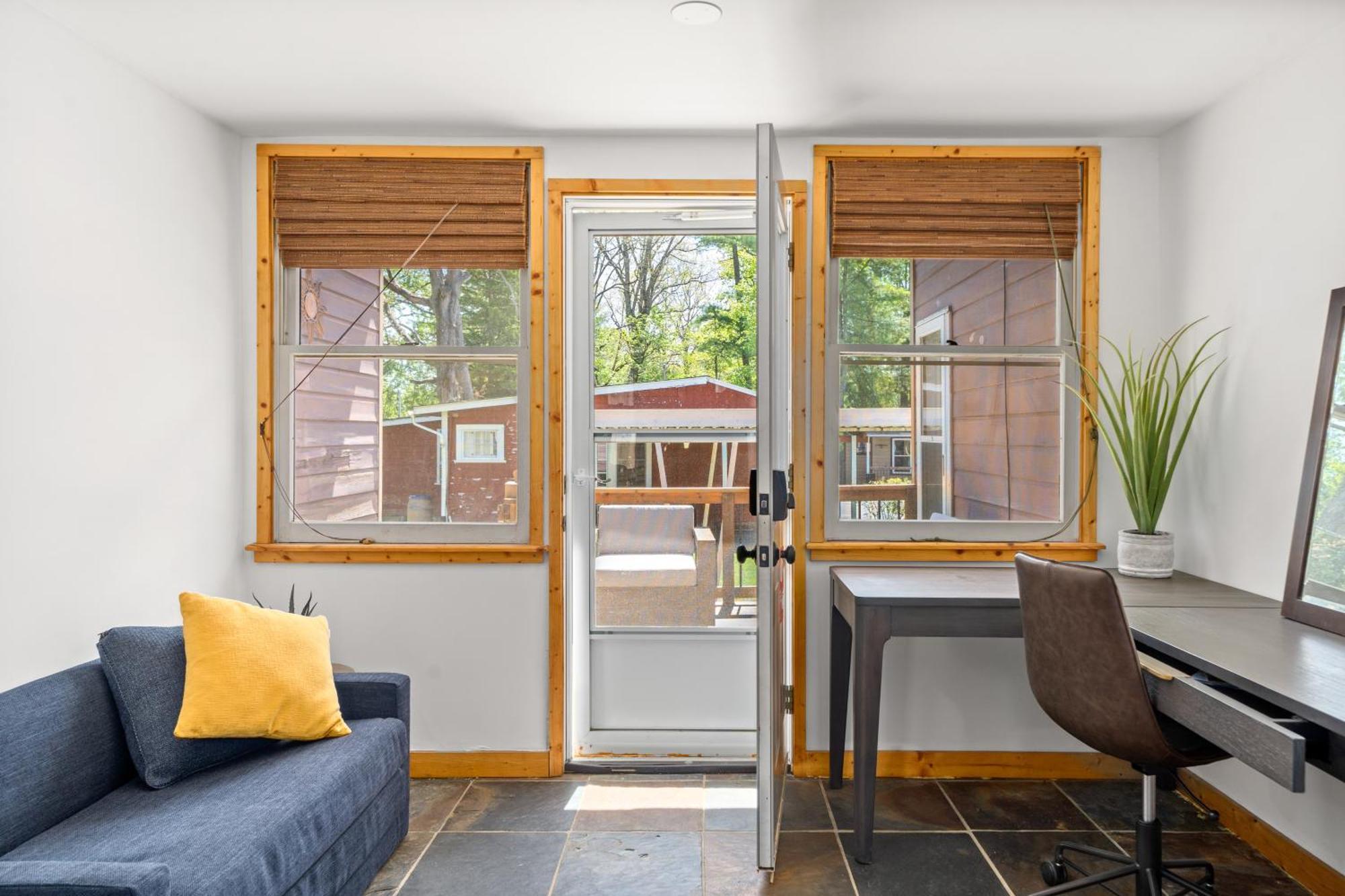Cedarwood Inn Hendersonville Buitenkant foto